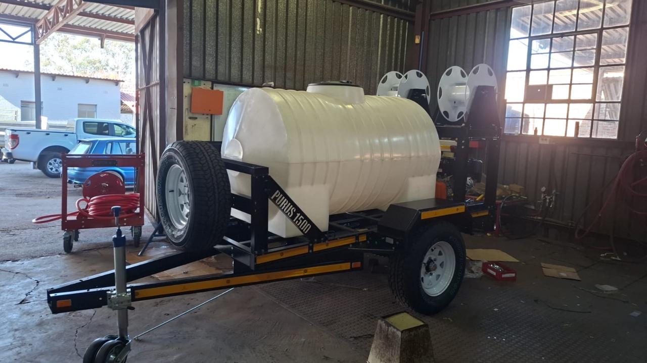 PURUS 1500 Solar Panel Cleaning Trailer